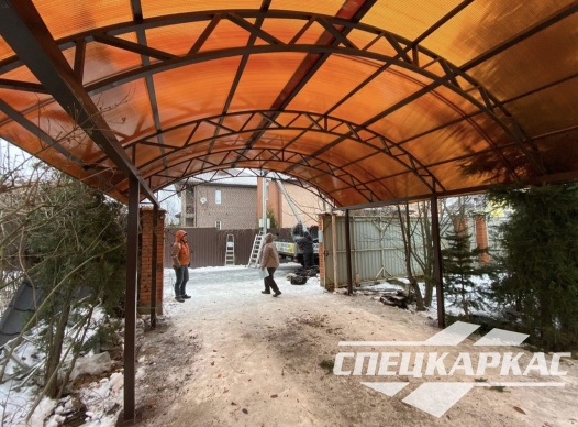 Металлический усиленный навес из поликарбоната для автомобиля №50 - фото 1455