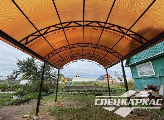 Простой навес для машины из поликарбоната №90 - фото 1857